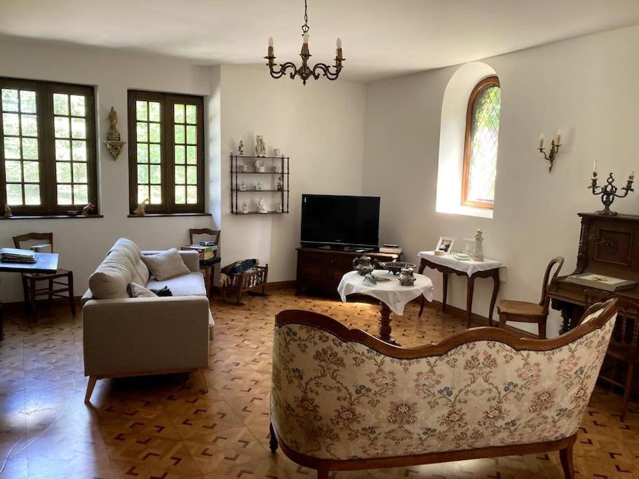 Bed and Breakfast La Forge De La Coudraie Pleugueneuc Exterior foto