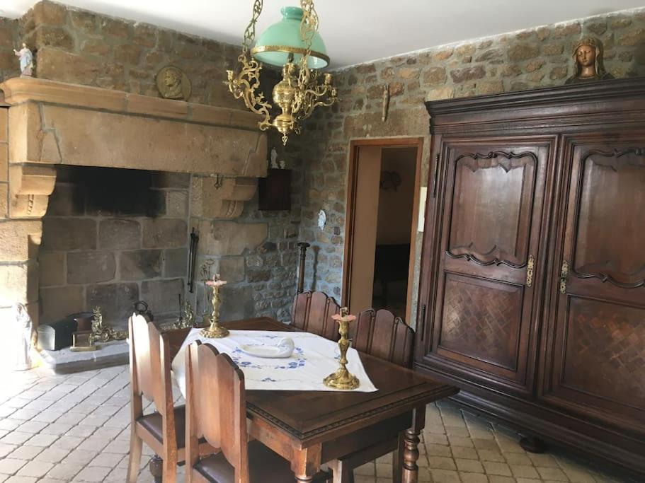 Bed and Breakfast La Forge De La Coudraie Pleugueneuc Exterior foto